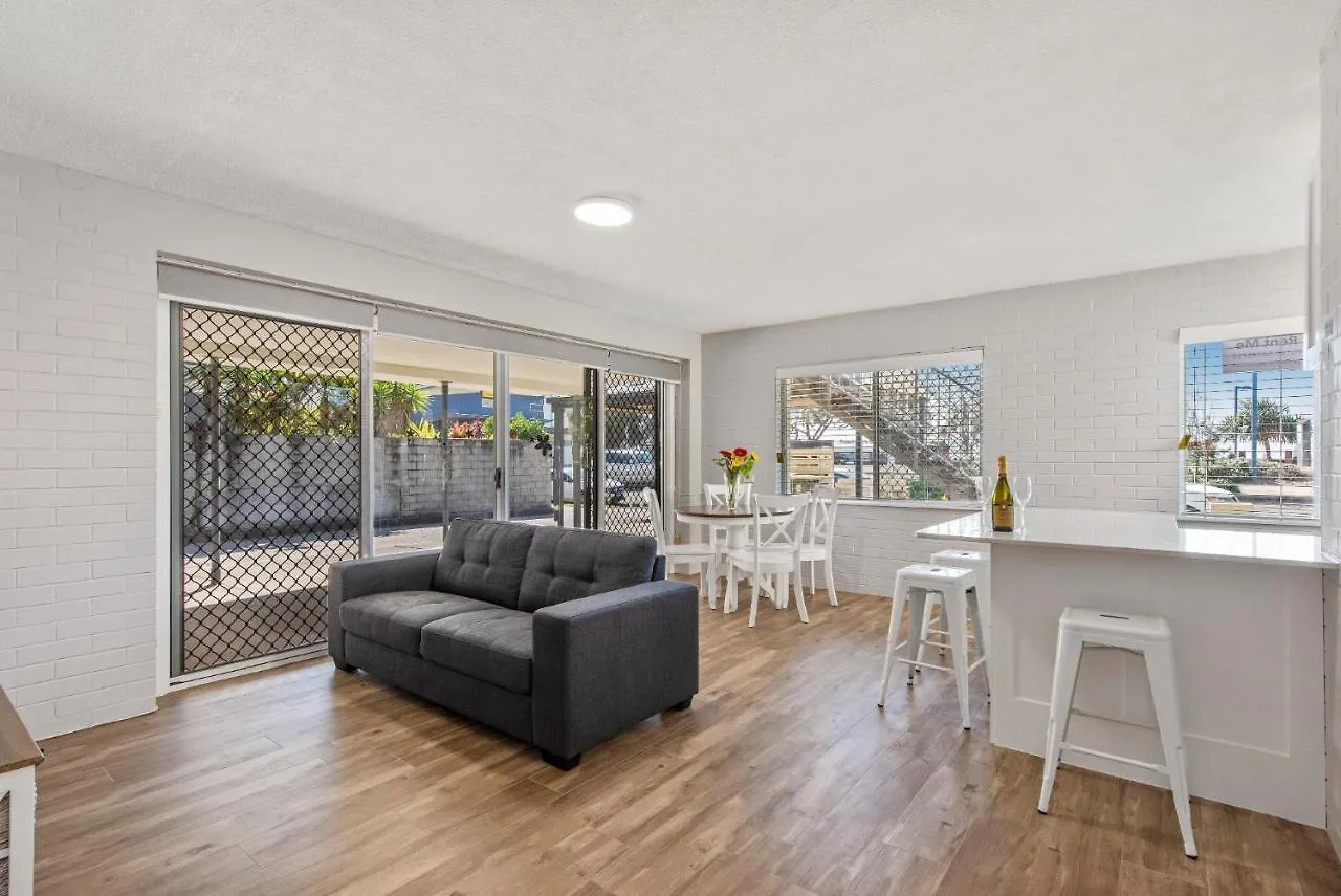 Sea-Hi Beachside Apartment Maroochydore 0*,