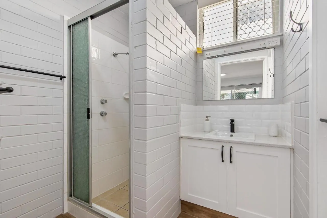 Sea-Hi Beachside Apartment Maroochydore
